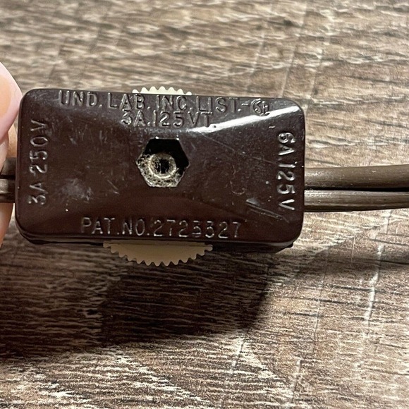 Vintage Gilbert Floral Tulip Lilly Pad Table Lamp USA Bronze Base RARE - Picture 4 of 14